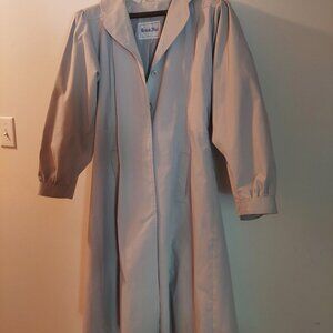 Ladies raincoat